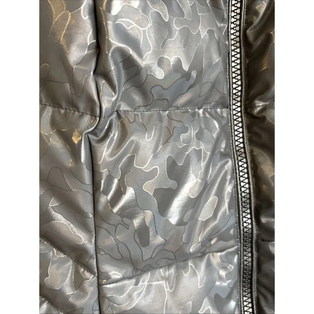 Athleta Women's Small Camo Iridescent Gray Outbound Parka Puffer jacket Full Zip